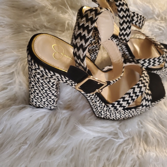 Jessica Simpson Zigzag Black and White Platform Heels Size 10 - Picture 3 of 8